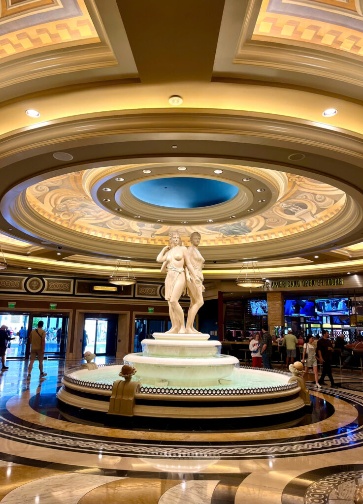 Thi công nội thất Casino