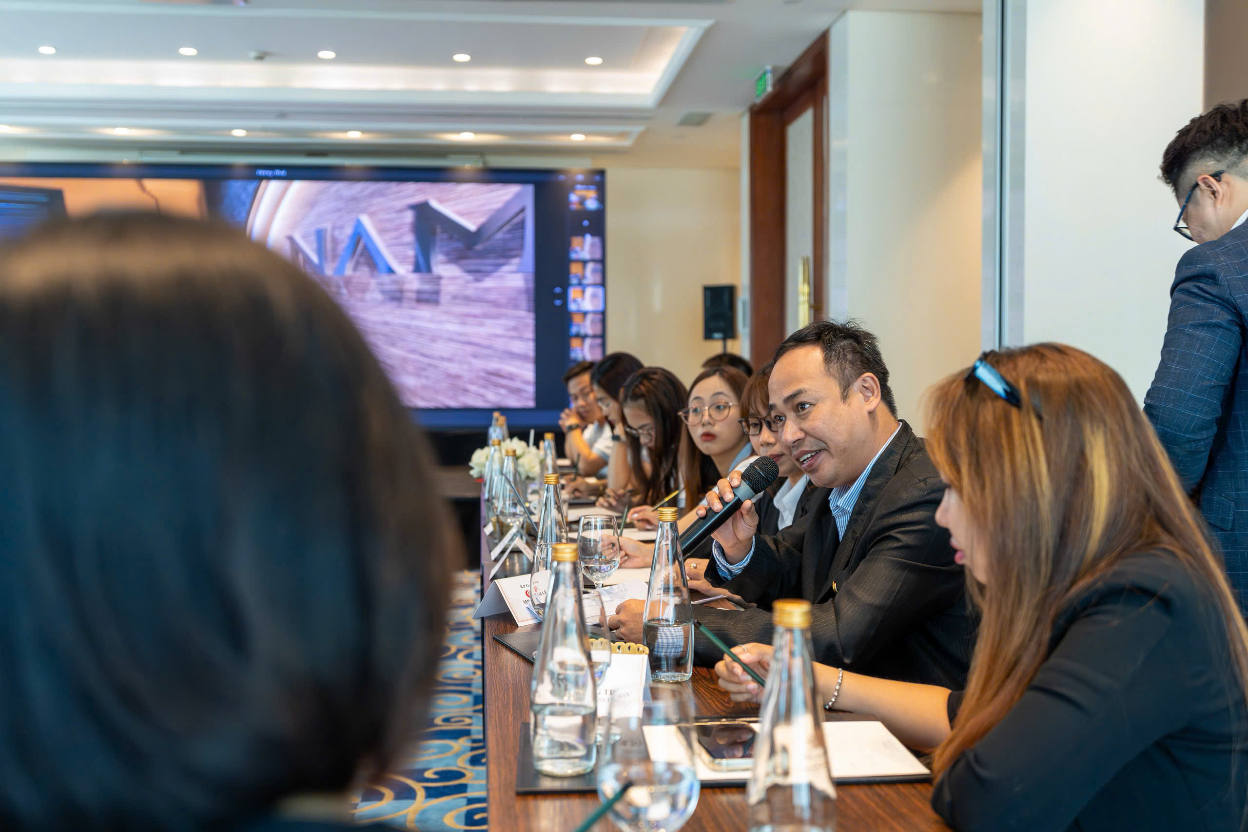 hoi nghi thuong nien rp group tong ket nam 2025-2026