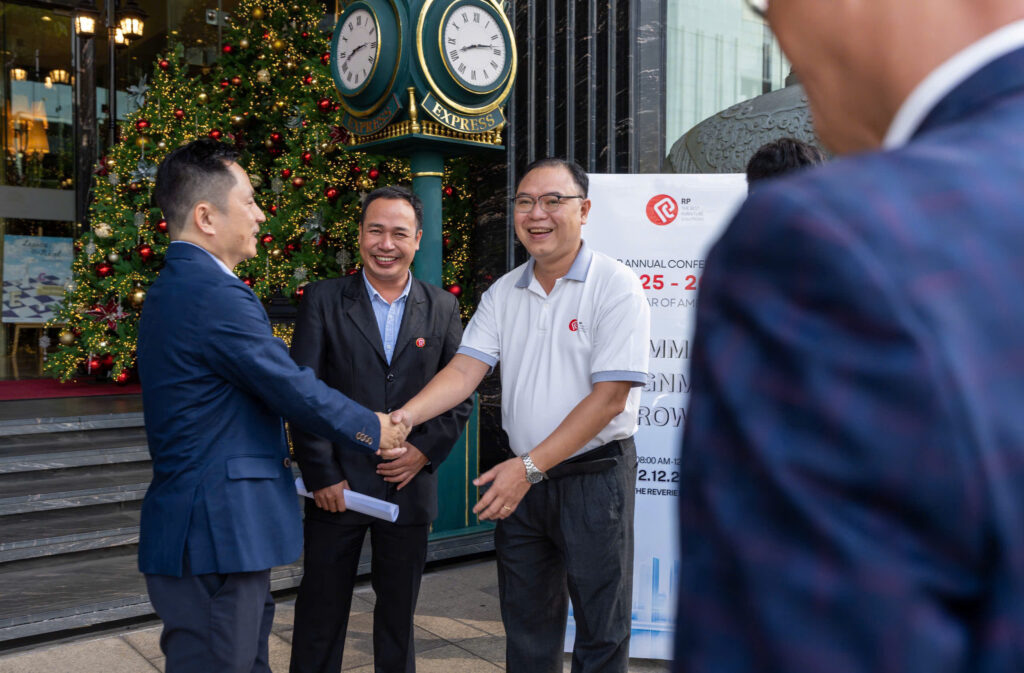 hoi nghi thuong nien rp group tong ket nam 2025